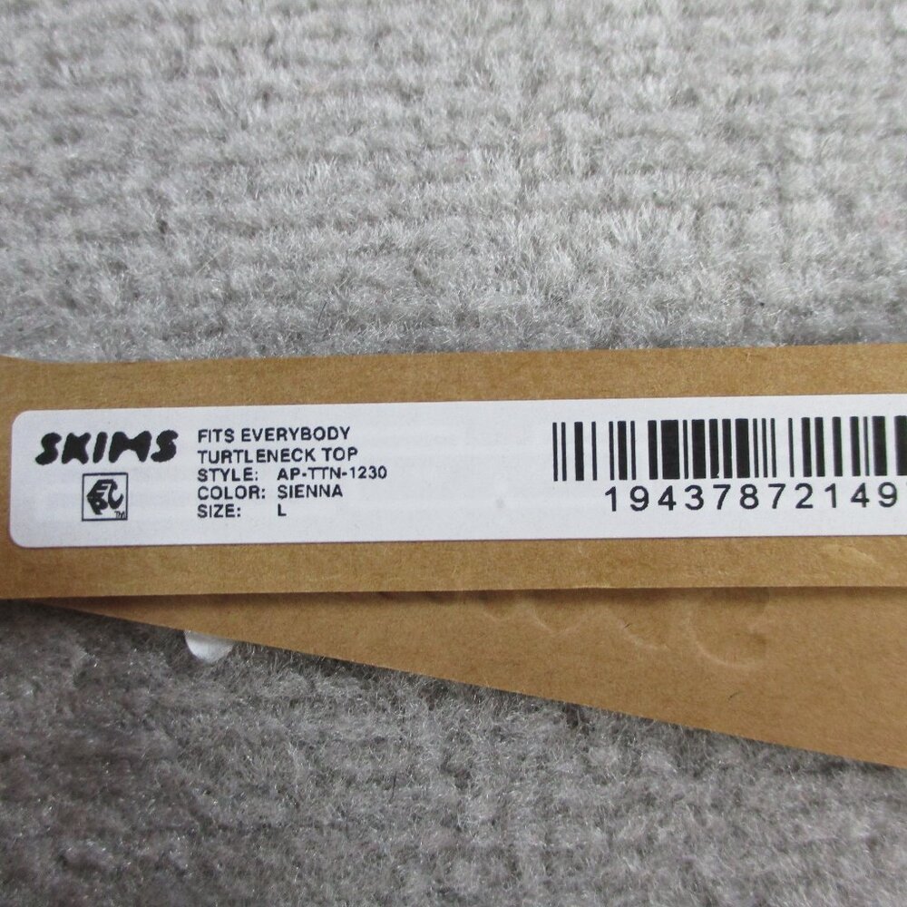 SKIMS Fits Everybody Turtleneck Top Womens Large Sienna Brown Long Sleeve NWT - Picture 5 of 9